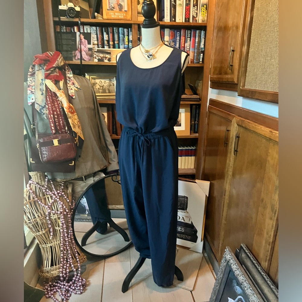 CAbi French Navy sleeveless jogger style jumpsuit Size M - Picture 5 of 6